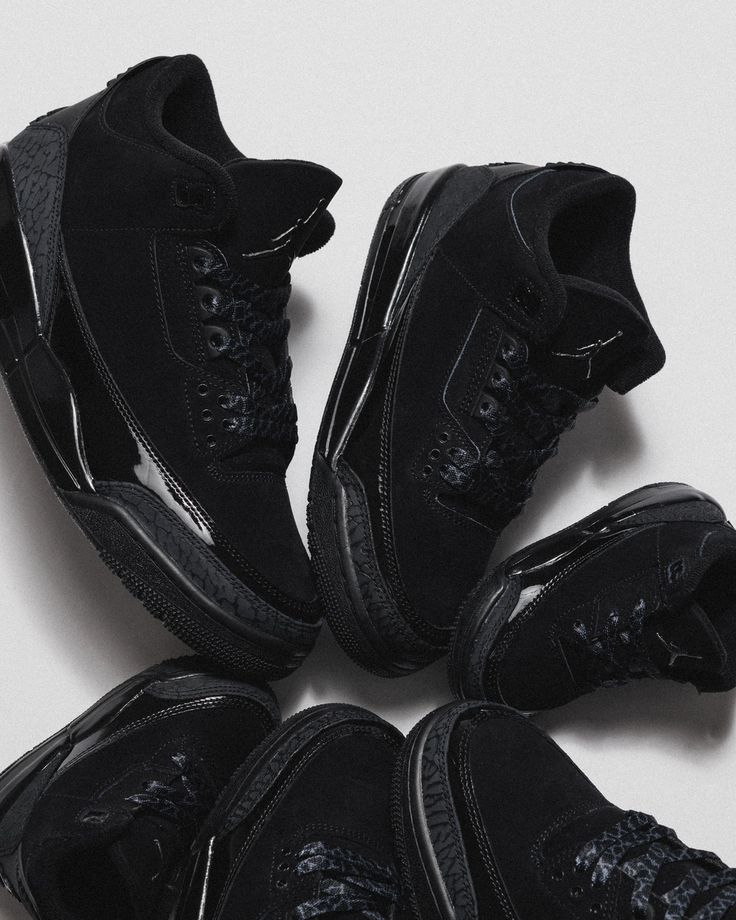 Air Jordan 3 Retro Black Cat (2025)