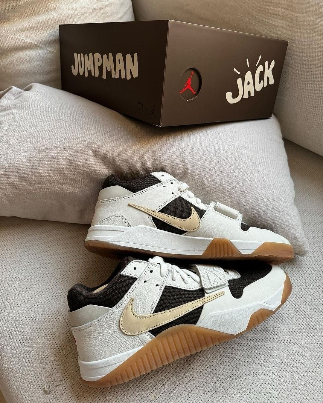 Jordan Jumpman Jack TR Travis Scott Sail