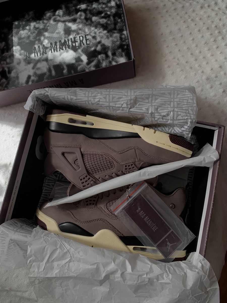 Jordan 4 A Ma Maniére Violet Ore