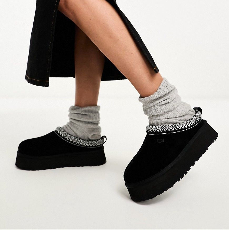 UGG Tazz Black