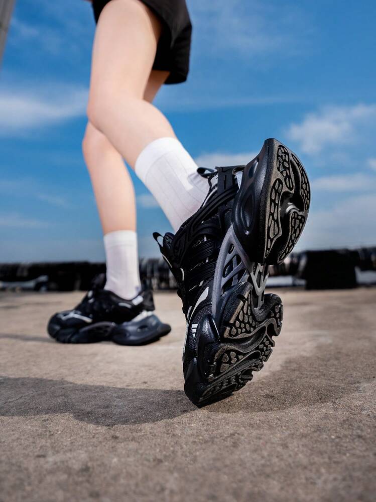 Adidas XLG Runner Deluxe Black