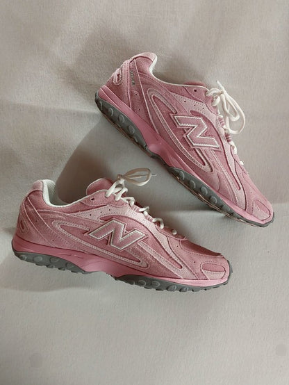 New Balance 204L Pastel Pink