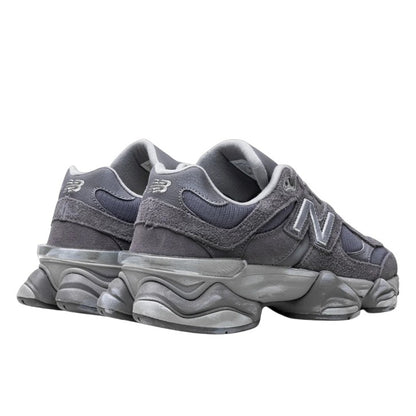 New Balance 9060 Magnet