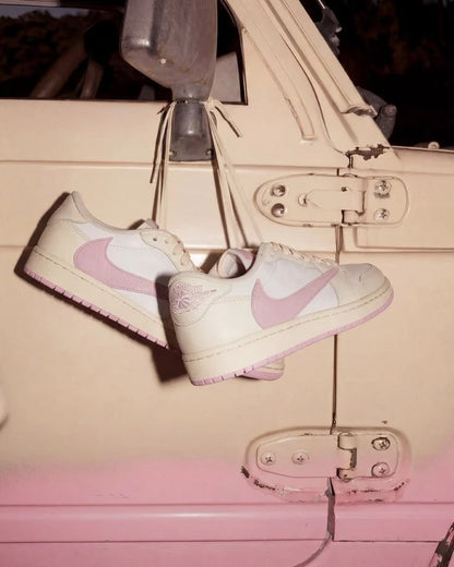 Jordan 1 Retro Low OG SP Travis Scott - Shy Pink