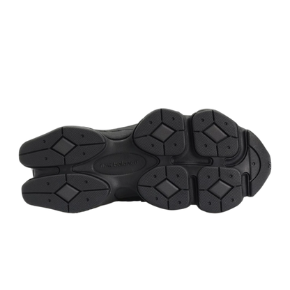 New Balance 9060 Triple Black