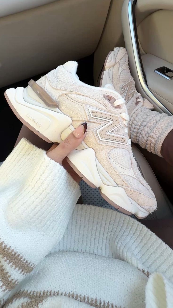 New Balance 9060 Bisque Sea Salt